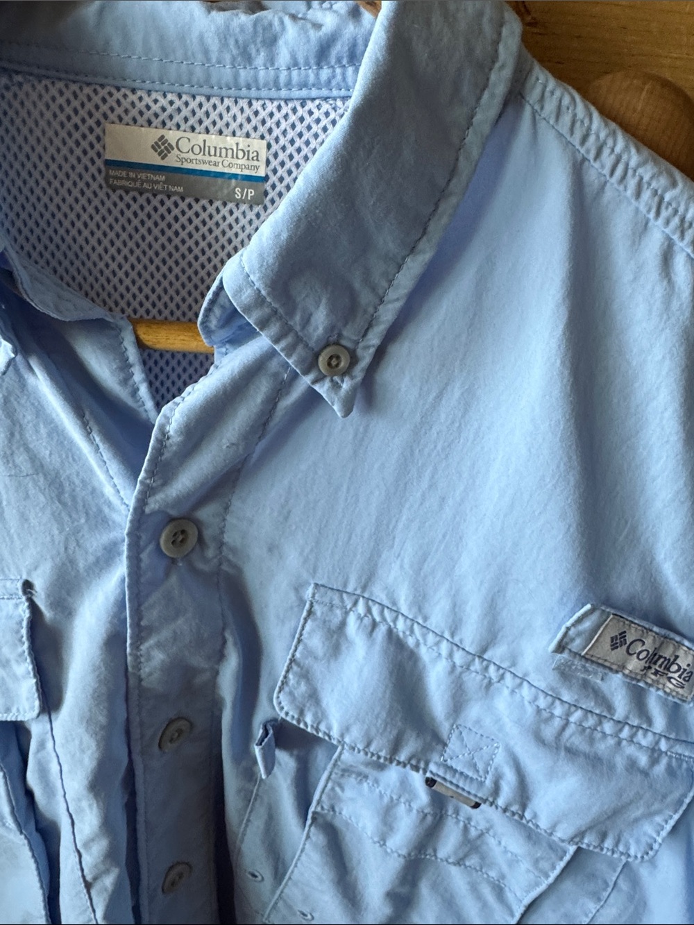 Columbia Light Blue Long-Sleeve Outdoor Fishing Shirt Performance Fishing Gear